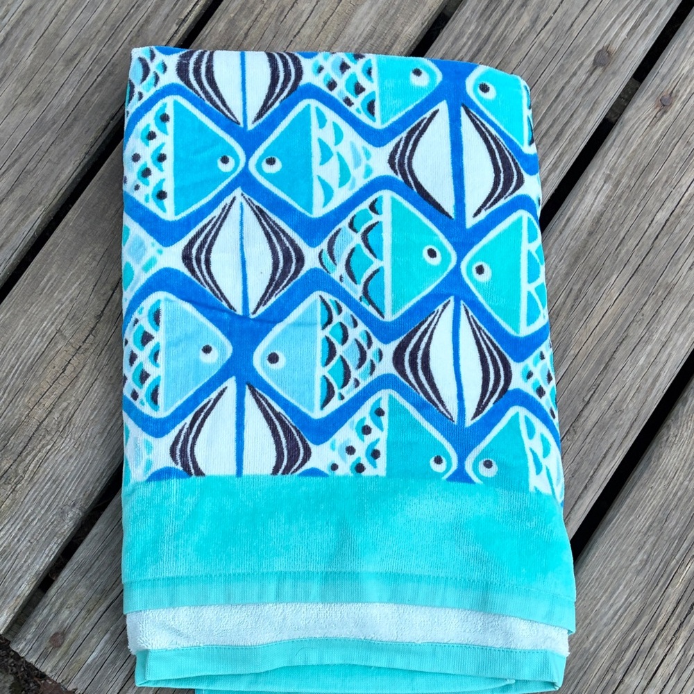 Vera Bradley Aqua & Turquoise Beach Towel. GO FISH